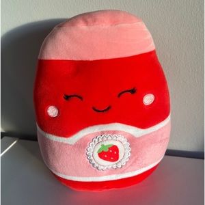 Janna the Strawberry Jam Squishmallow 🍓